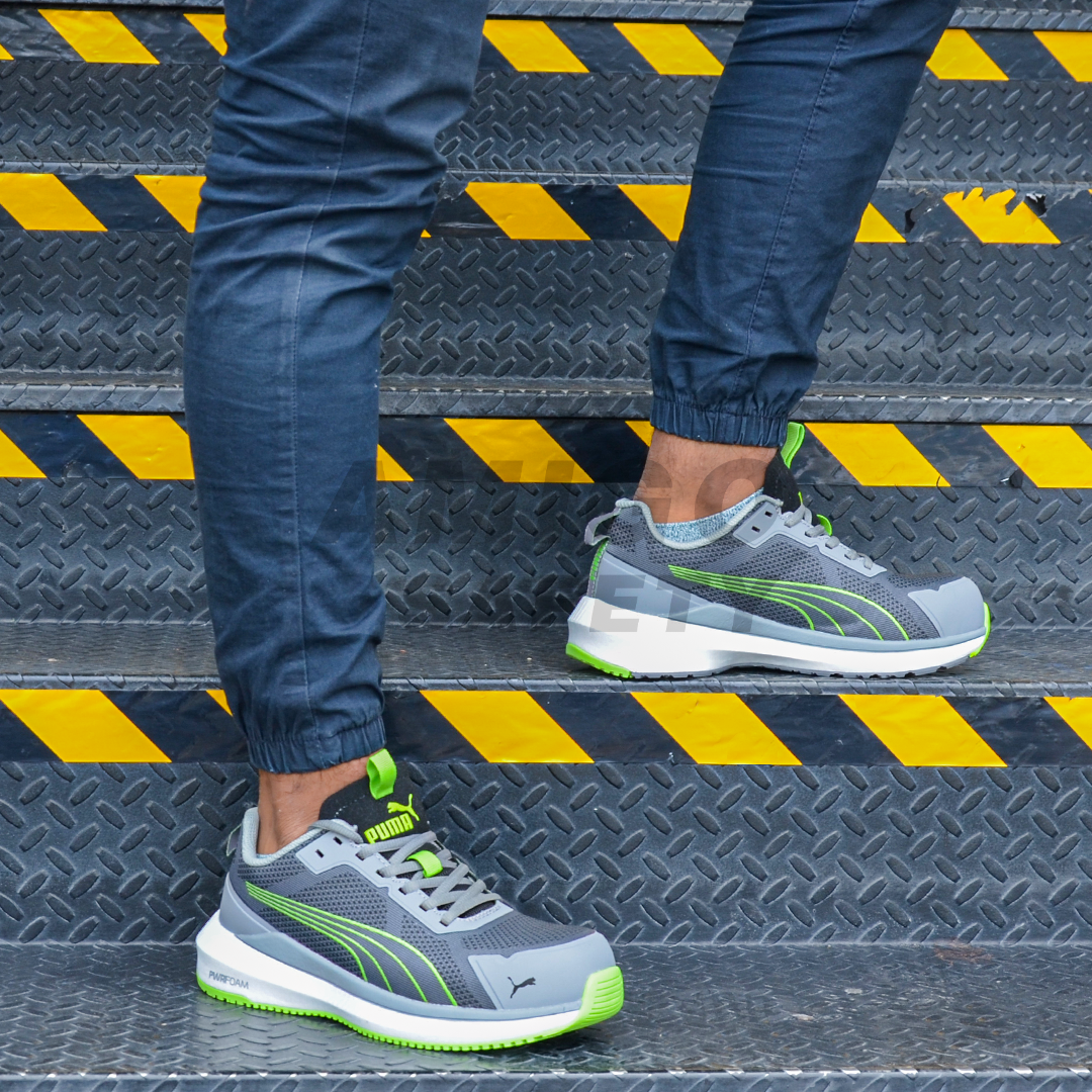 Zapato Tenis con Casco Dieléctrico Puma Safety Gris/Verde P314 - 3